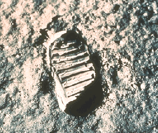 moon_footprint.png